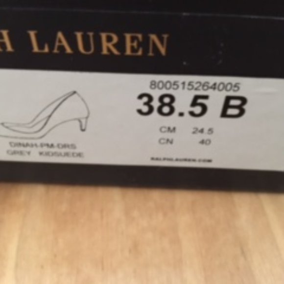 Ralph Lauren Purple Label Dinah point-toe pumps size 7.5 B  (38.5 Europe… - Picture 10 of 15